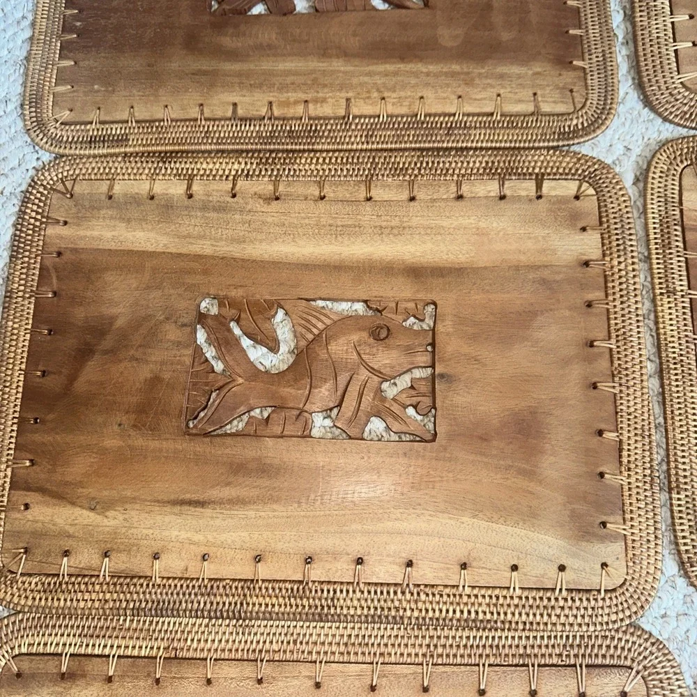 Vtg 60s Indonesian Placemats Hand Carved Birds Fish Wooden Wicker Set of 6‎